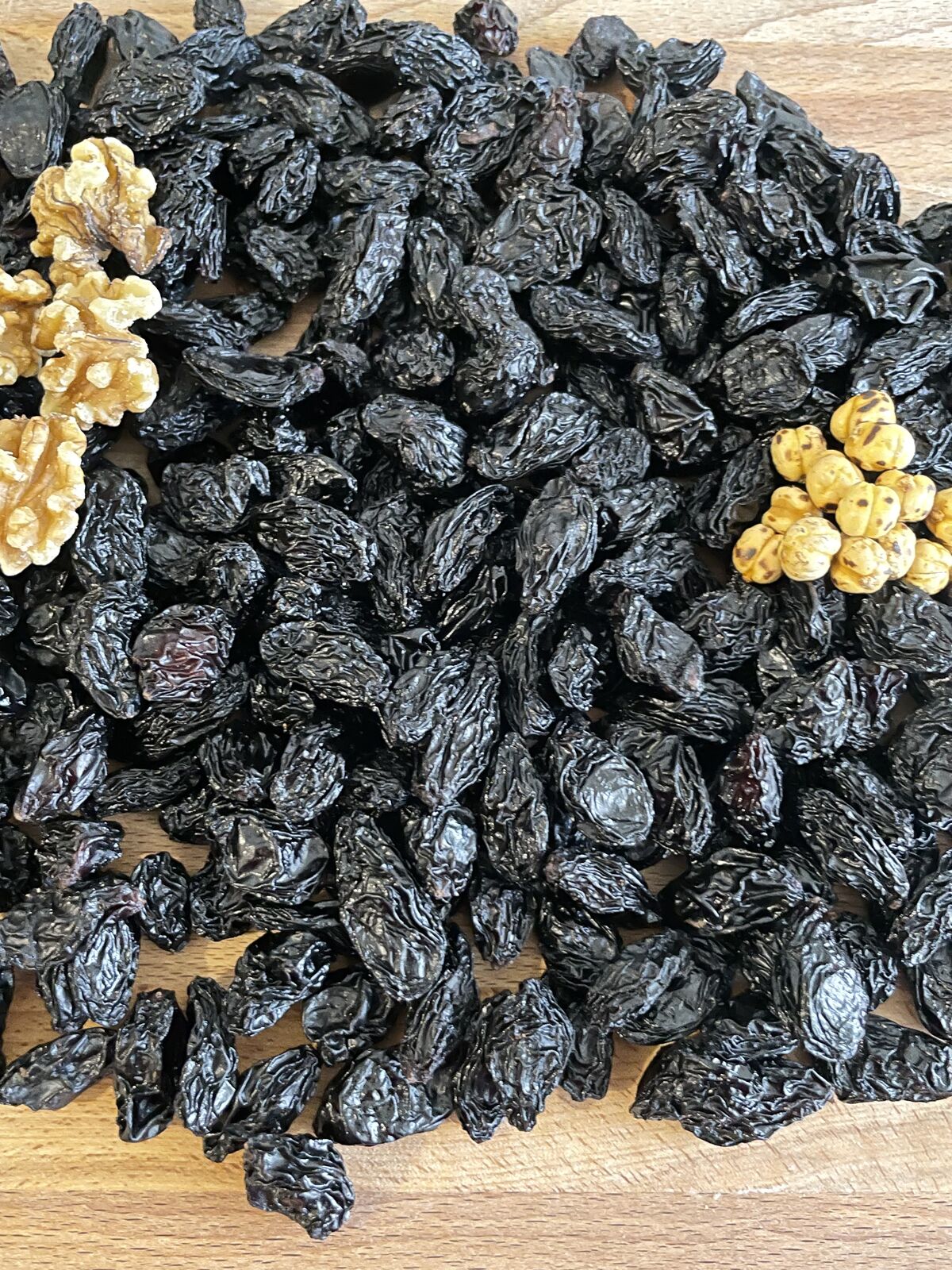 Doğal Siyah Çekirdekli Kuru Üzüm
